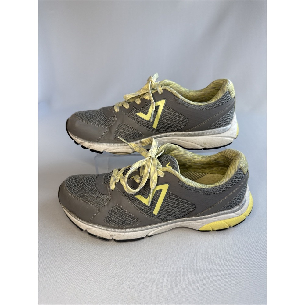 Women's Vionic Atima Gray Athletic Comfort Shoes Sneakers Size 9 EUC